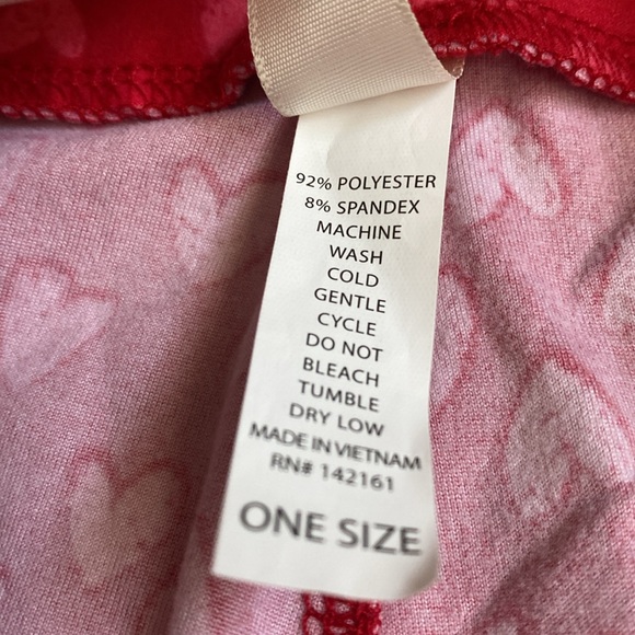 LuLaRoe Leggings Womens OS Red Pink Heart Pattern Valentine’s Day love like new - Picture 3 of 10